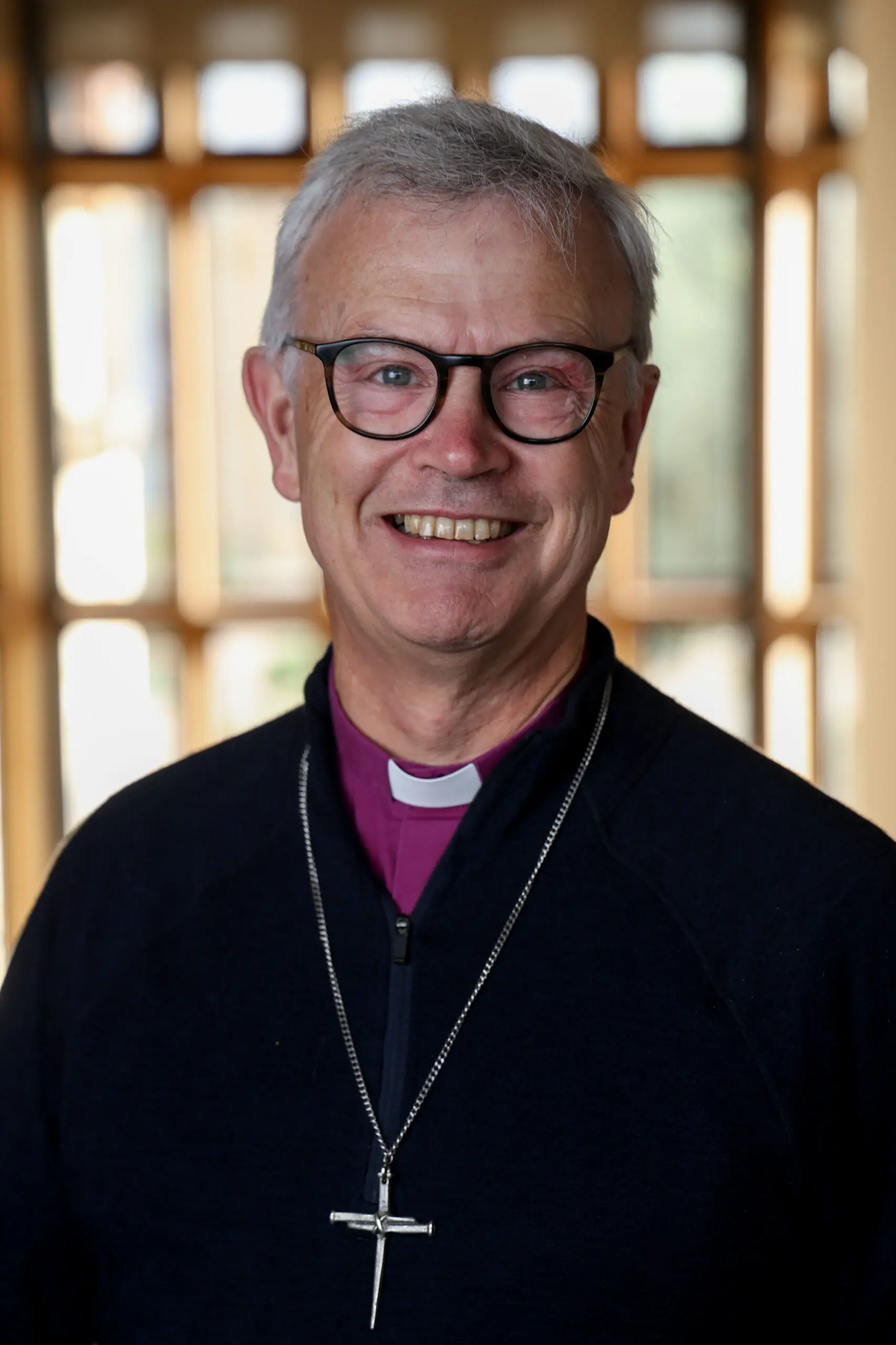 Dr Peter Stuart